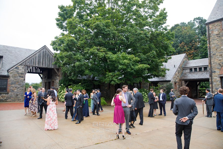 blue-hill-at-stone-barns-wedding-guests-arriving.jpg