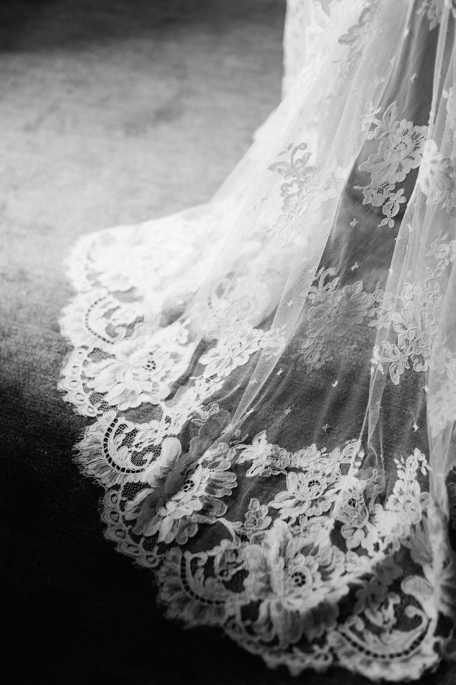 lace wedding gown