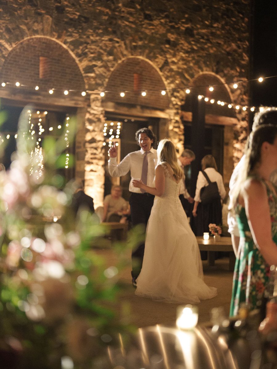 blue-hill-at-stone-barns-wedding-dancing-14.jpg