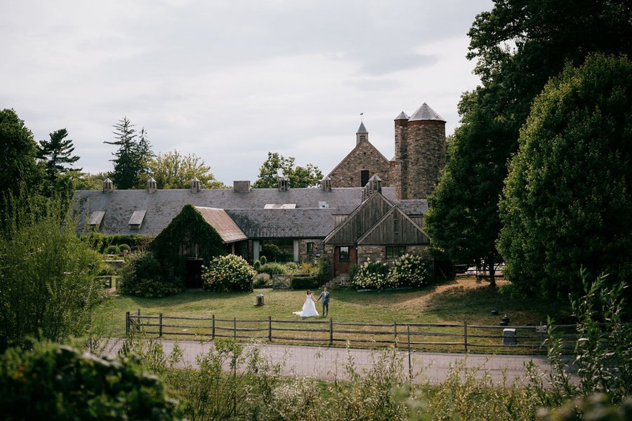 blue-hill-at-stone-barns-building.jpg