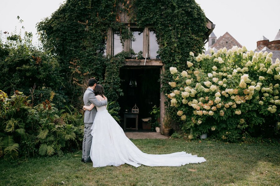 blue-hill-at-stone-barns-wedding-bride-groom.jpg