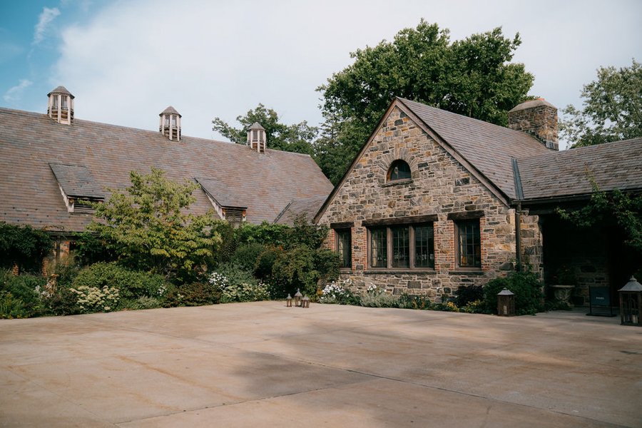 blue-hill-at-stone-barns-courtyard.jpg