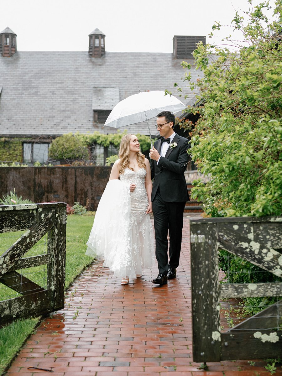 blue-hill-at-stone-barns-wedding-rain.jpg