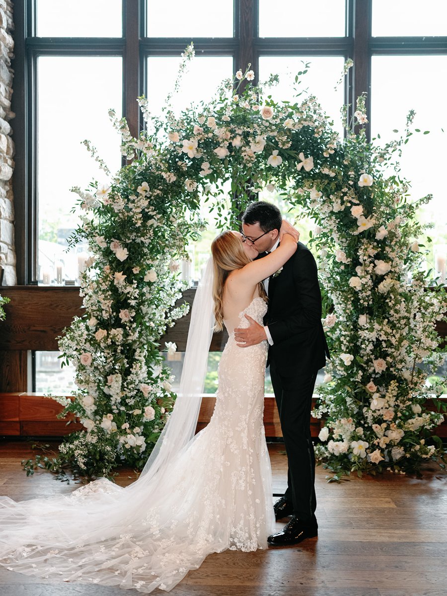 blue-hill-at-stone-barns-wedding-ceremony-first-kiss.jpg