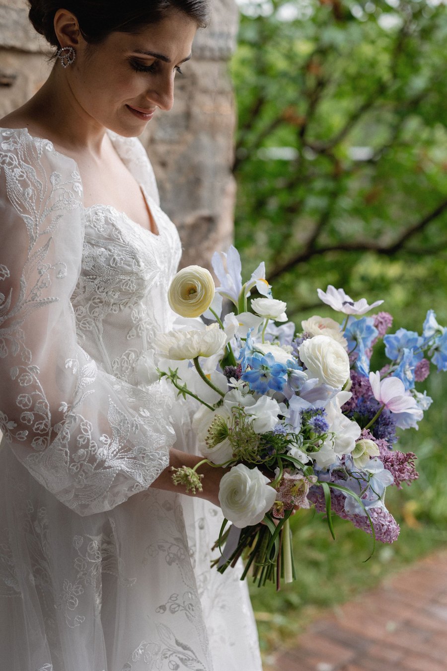 blue-hill-at-stone-barns-wedding-bouquet.jpg
