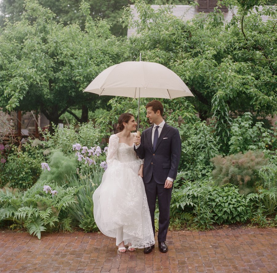 blue-hill-at-stone-barns-wedding-rain-umbrella.jpg