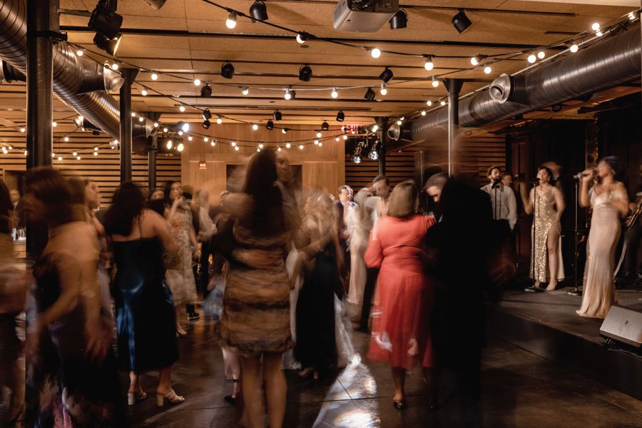 blue-hill-at-stone-barns-wedding-party-dancing.jpg