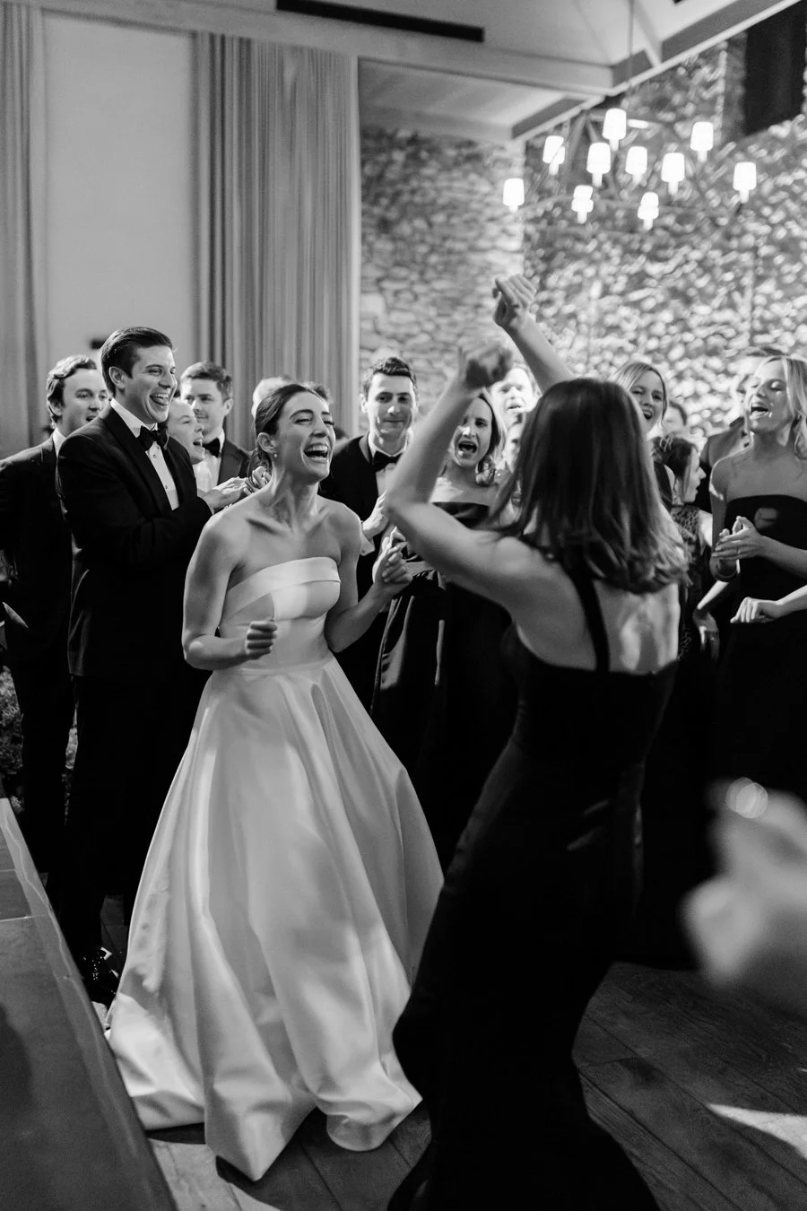 dancing'.jpg