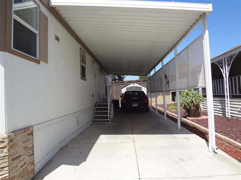 Carport.JPG
