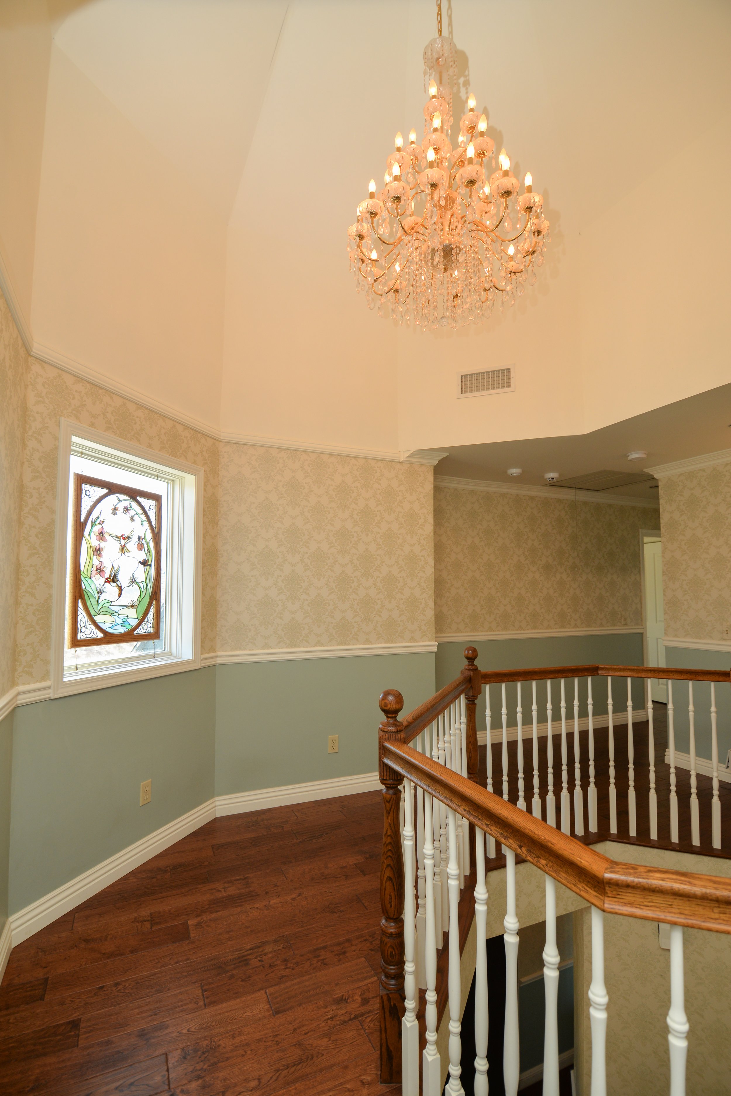20- Smokey Lane Home Staging 093024.jpg