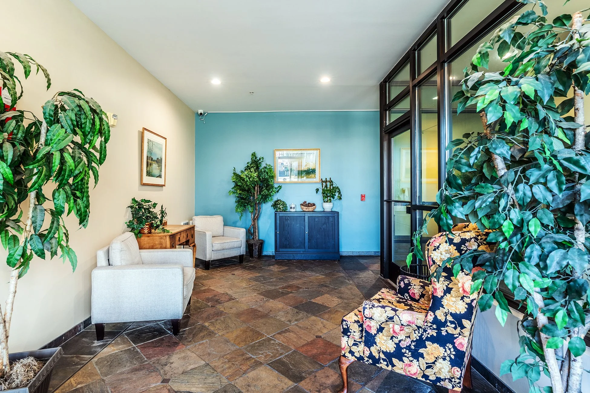 Oak View Apartments, Licton Springs, North Seattle