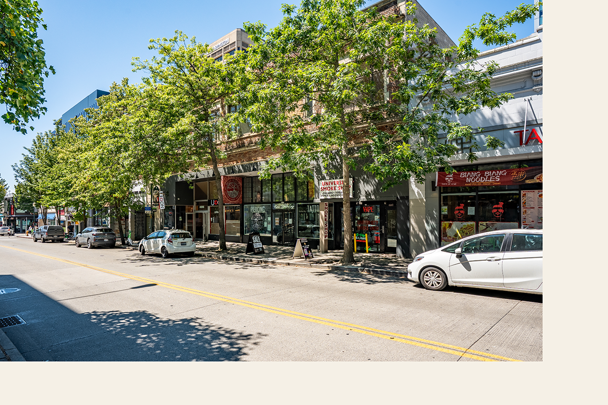 Saint Moritz Apartments University District Seattle