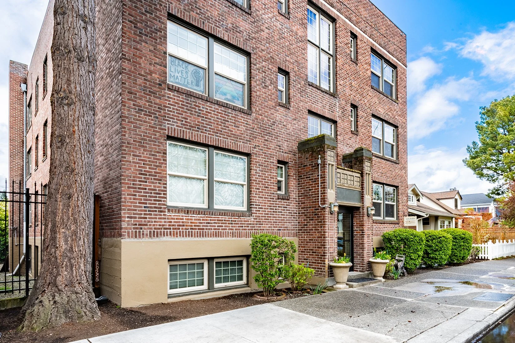 Loch Kelden Apartments Madison Park, Seattle