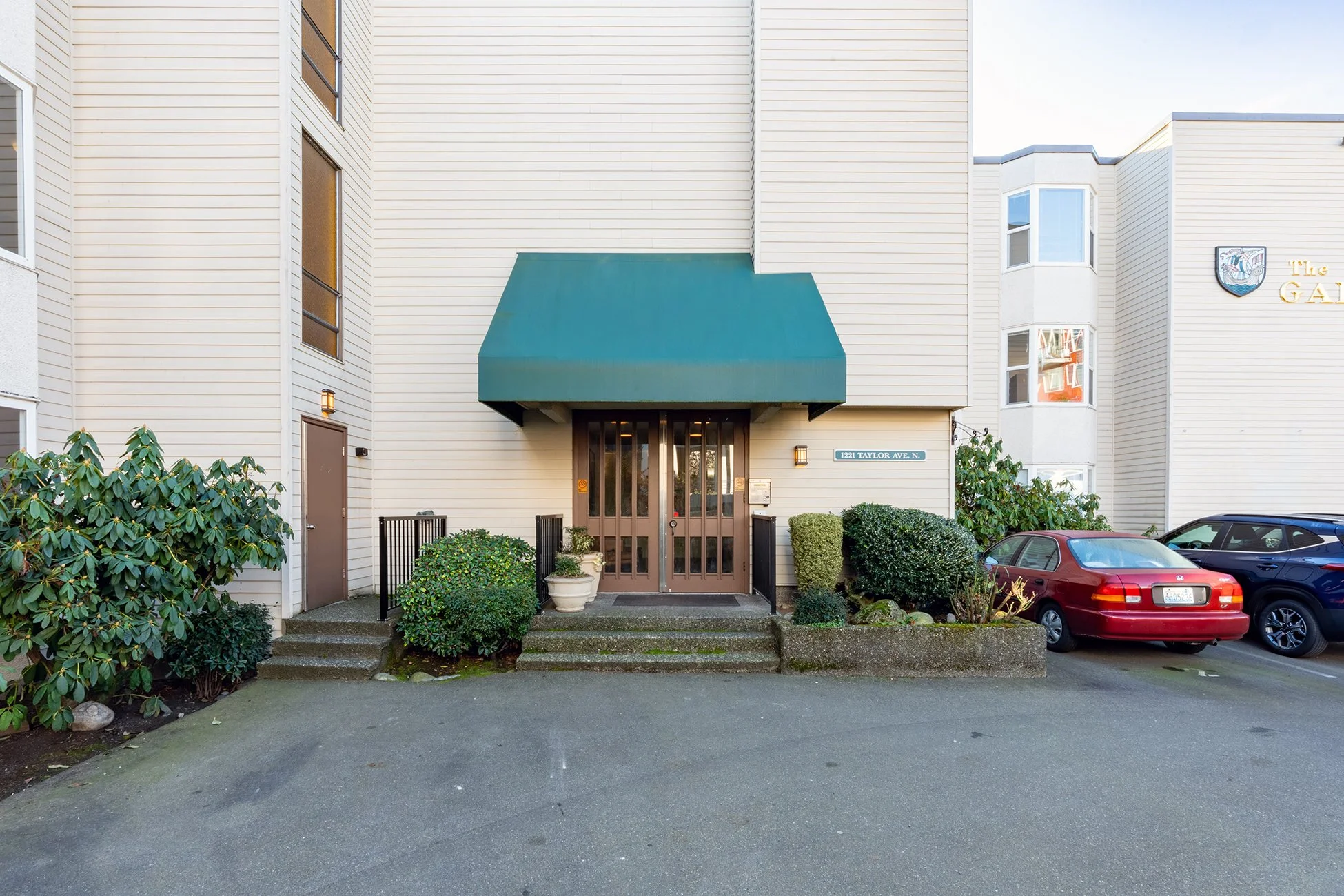 Galleon Apartments Queen Anne, Seattle