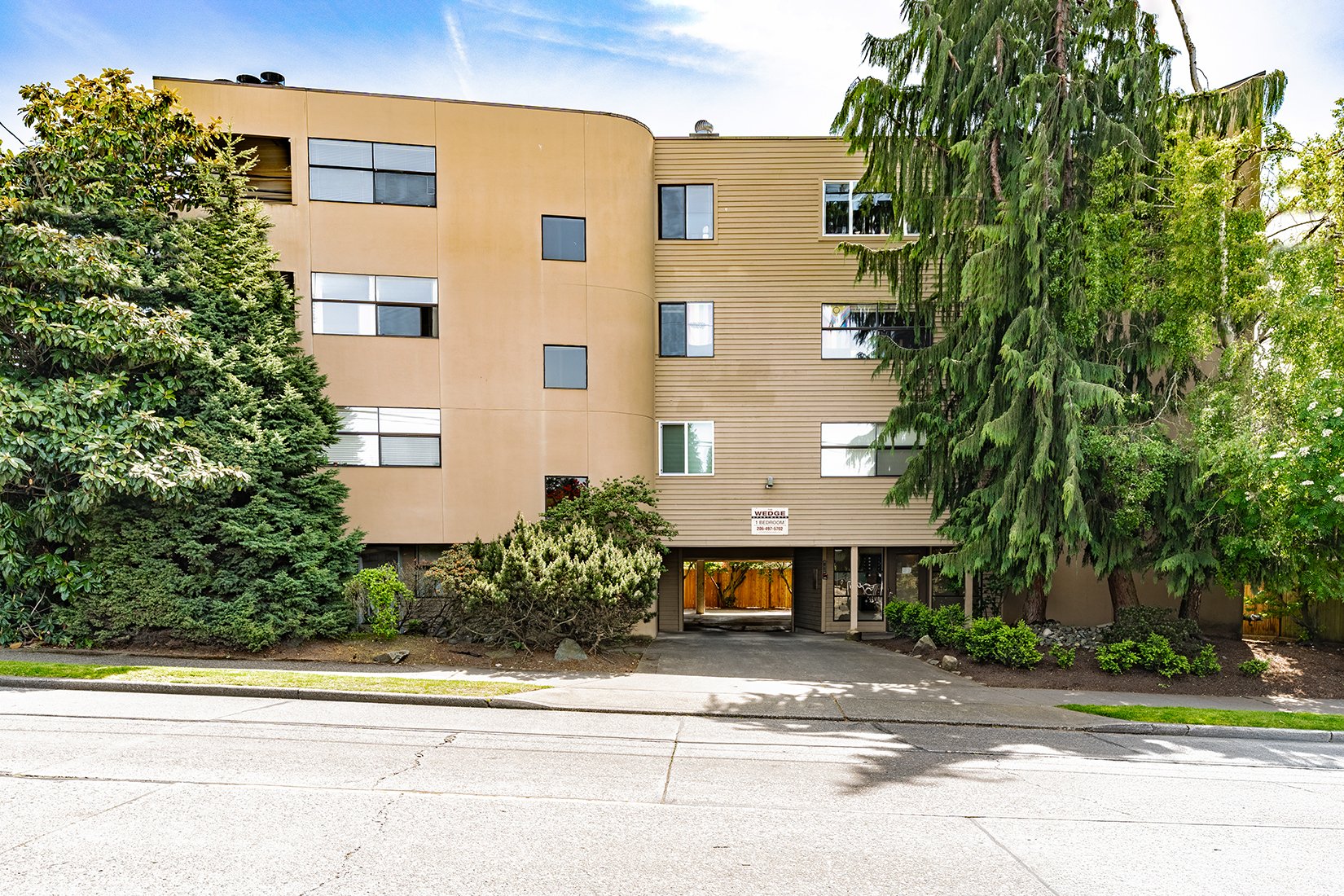 Wedge Apartments Ballard, Seattle