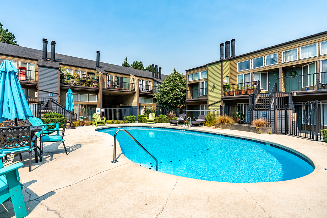 Highland Lofts Apartments Richmond Beach, Seattle; Swimming Pool