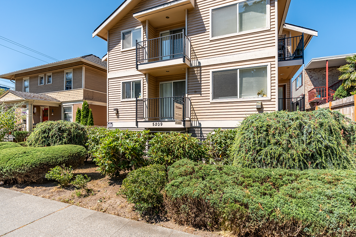 Koru Court Apartments University District Seattle