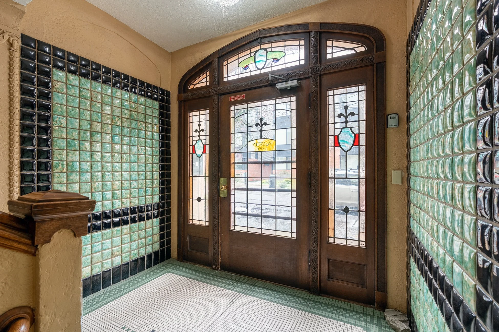 Austin Apartments Capitol Hill, Seattle Lobby