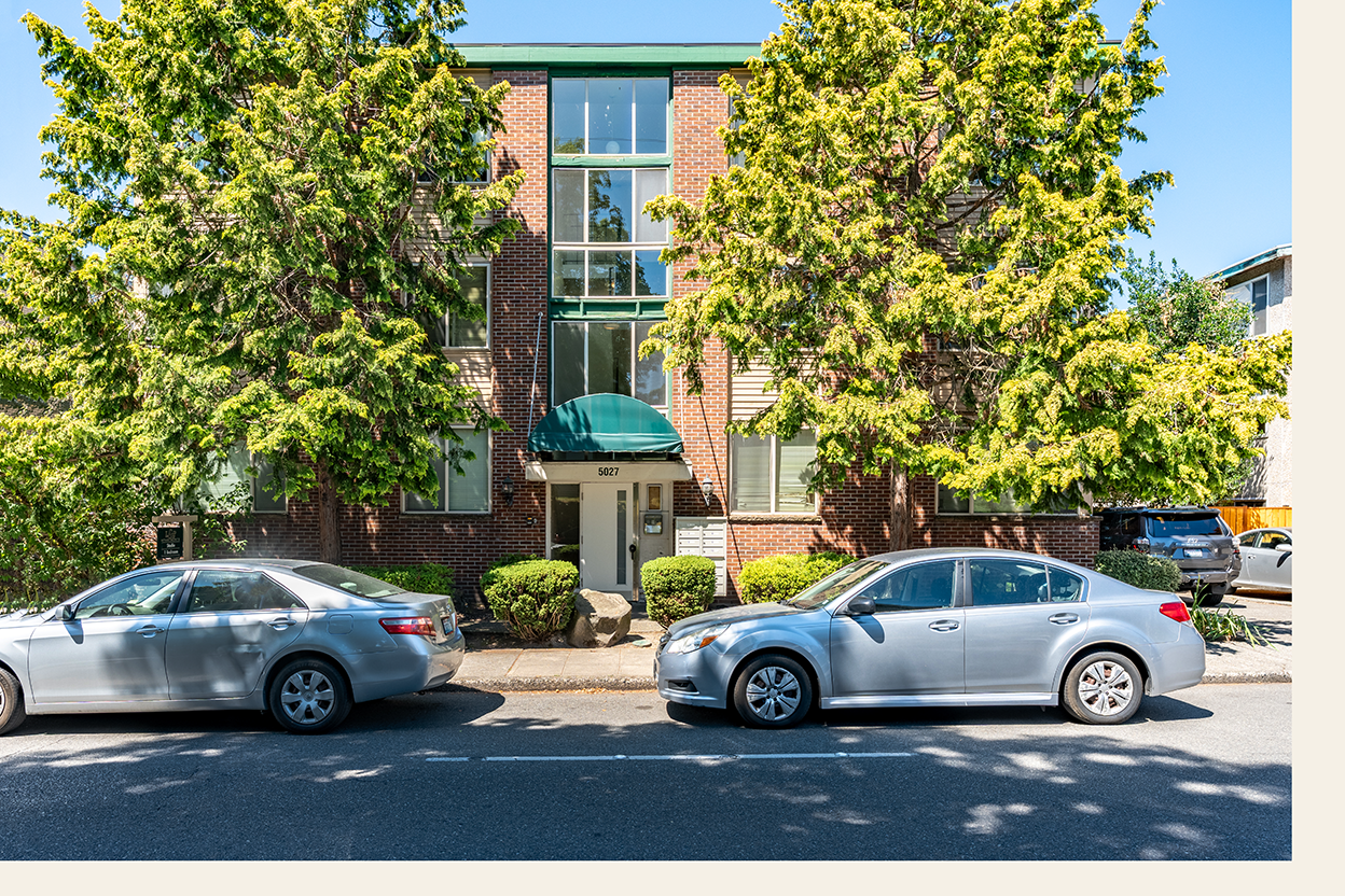 L and P Apartments University District Seattle