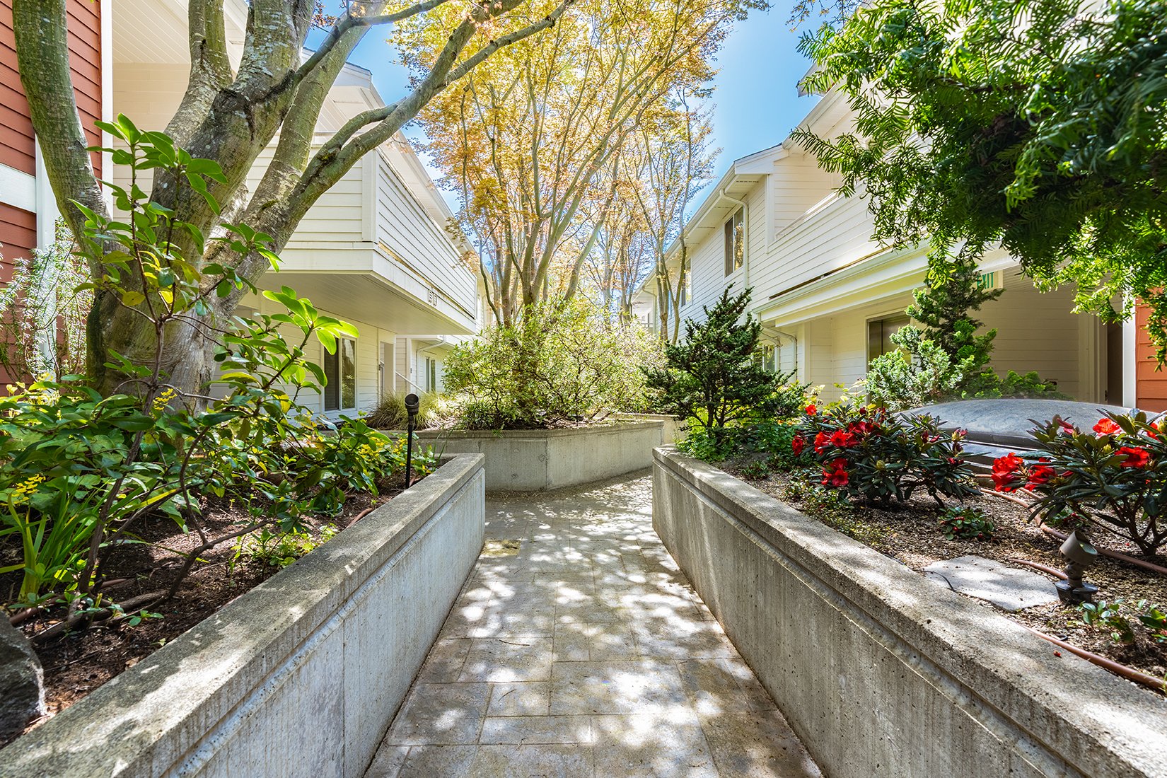 Madrona Court Apartments Seattle
