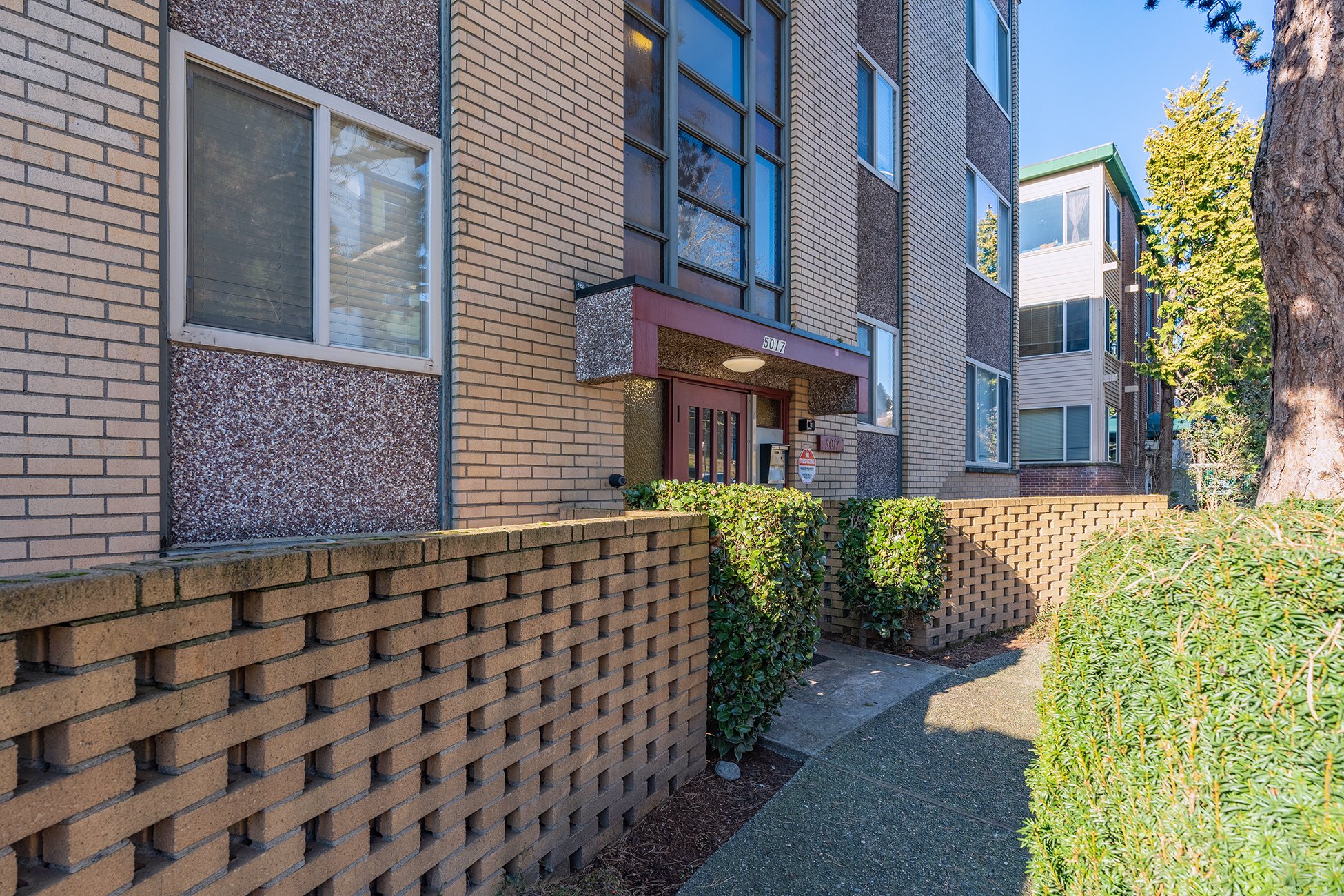 Mondrian Apartments, Seattle, University District