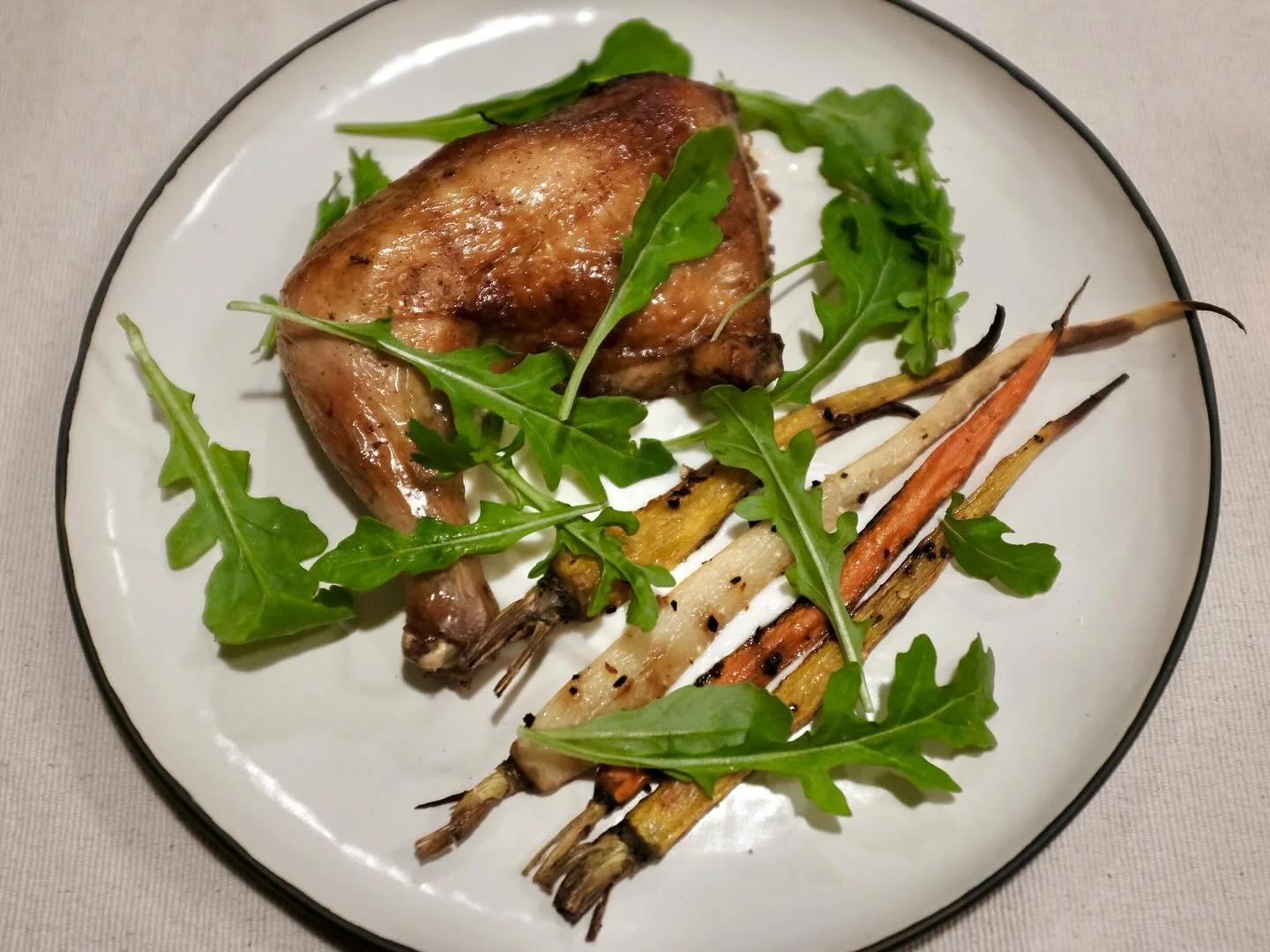 2025.09.13, gram masala chicken leg with roasted carrots, main
&bull;
&bull;
&bull;
&bull;
&bull;
#jia006 #homecooking #homechef #chef #homecook #cook #foodporn #foodie #foodgram #finecooking #finedining #foodieofinstagram