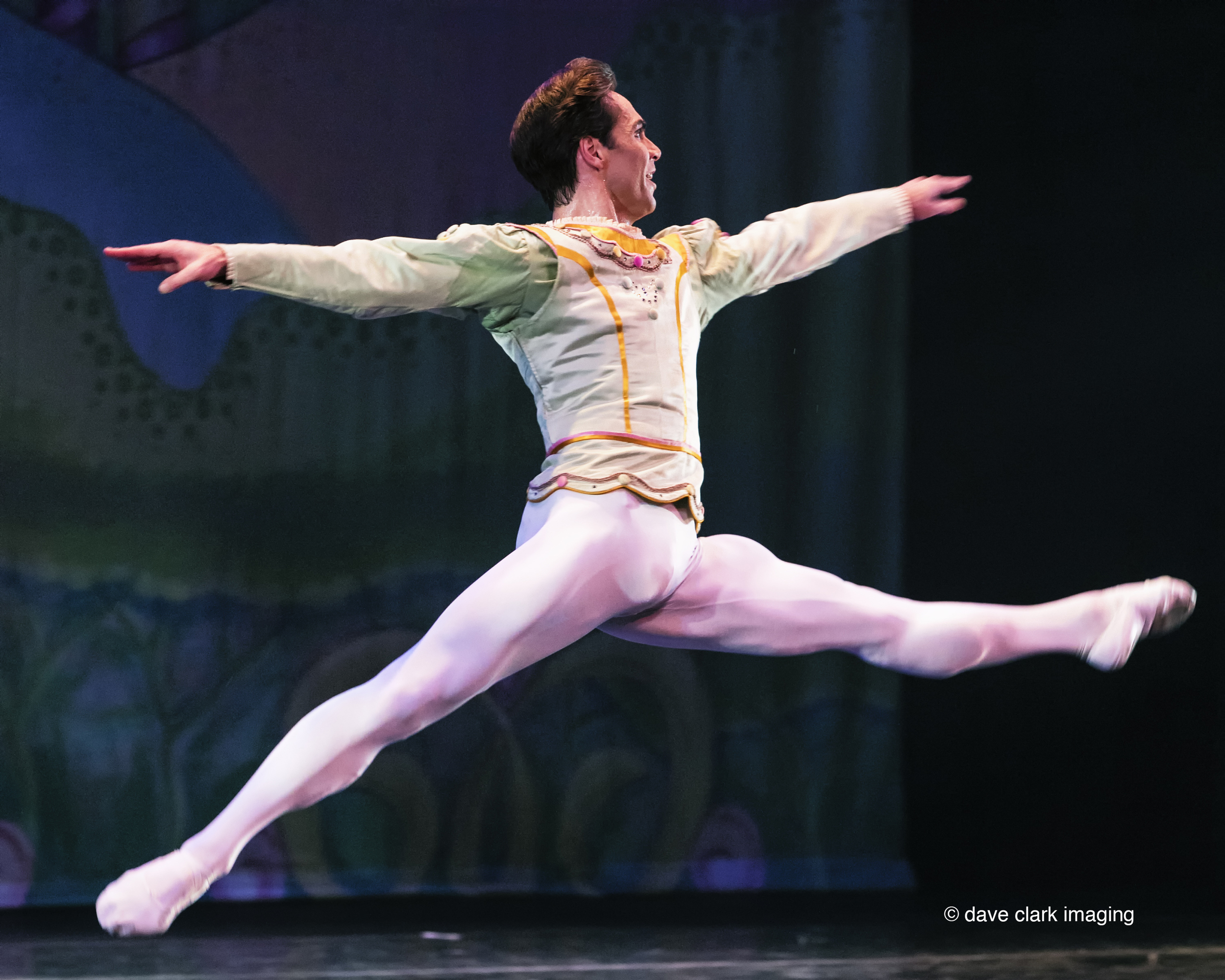 20151205 5Ds NEBC Nutcracker Performance Gonzalo-b 7O0A0528.jpg