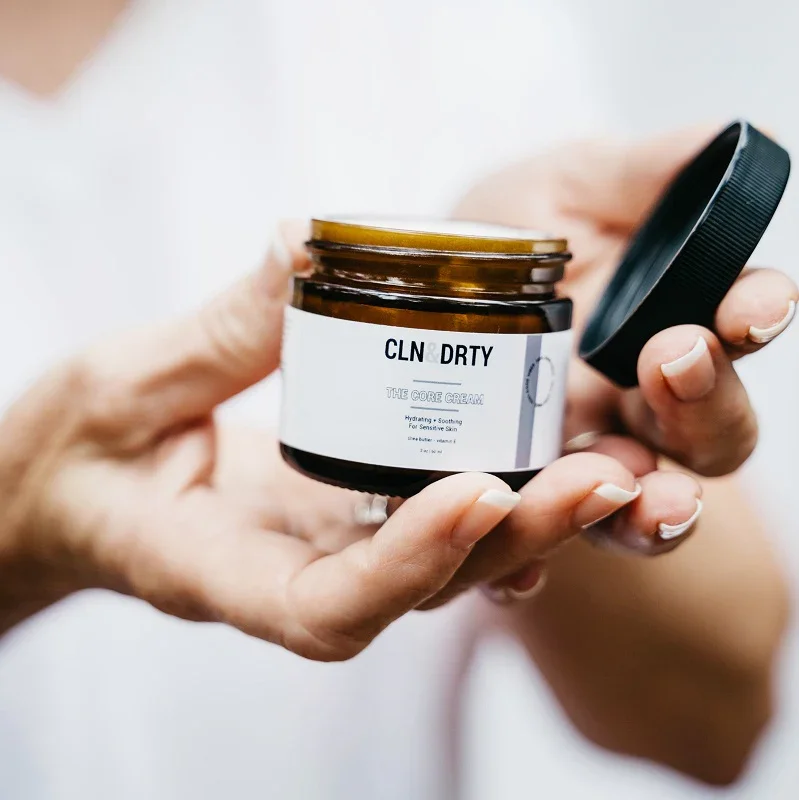 Core-Cream-Hands-Lifestyle_1080x.webp