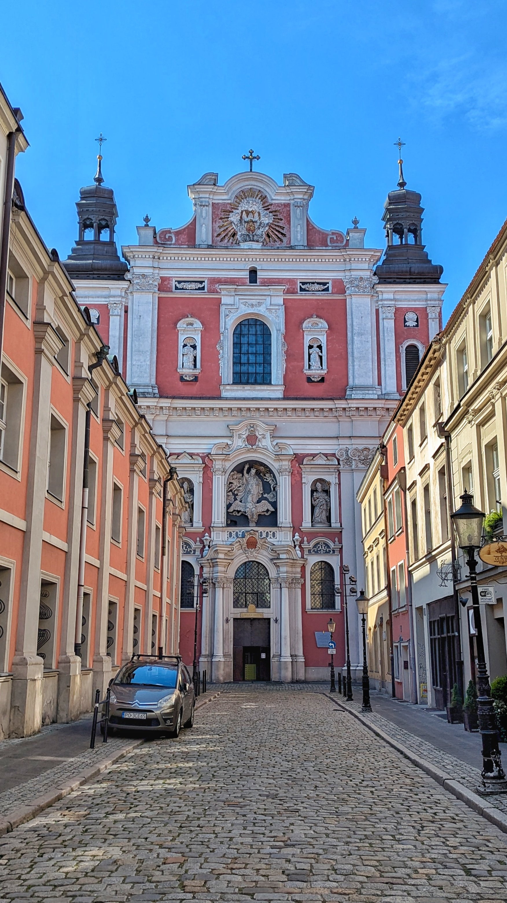 Fara Church from Swietoslawska Street