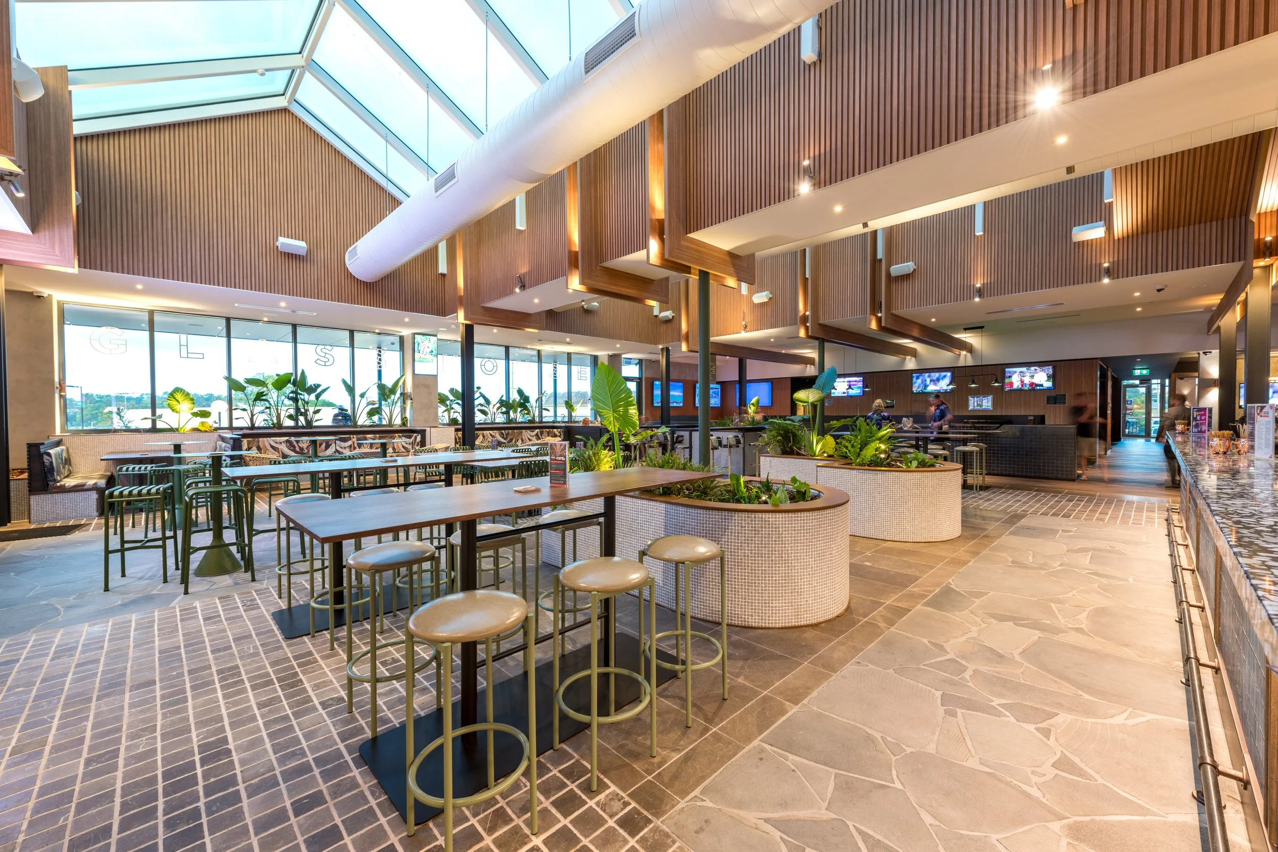 Greenbank_RSL_MODULO_Batten_ByronBlackbutt (2).jpg