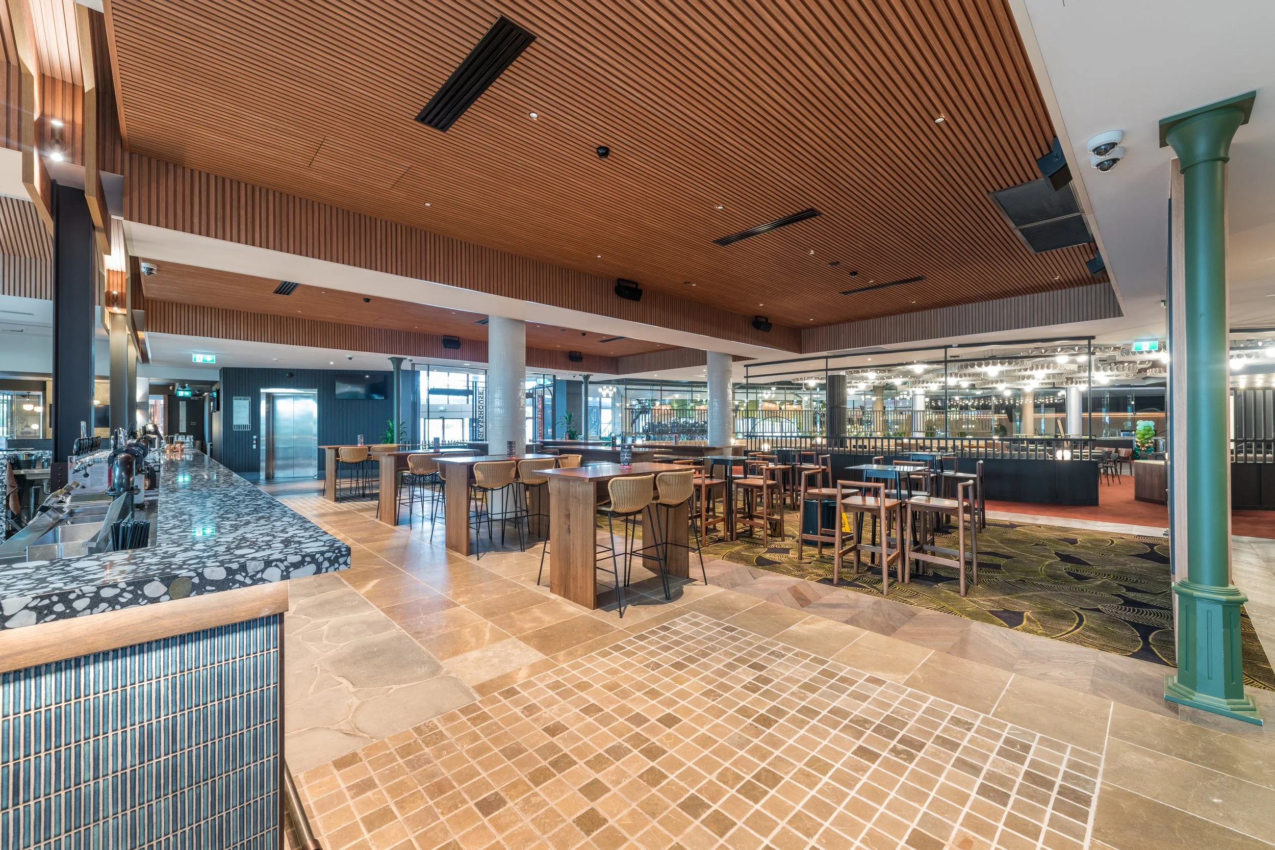 Greenbank_RSL_MODULO_Batten_ByronBlackbutt (3).jpg