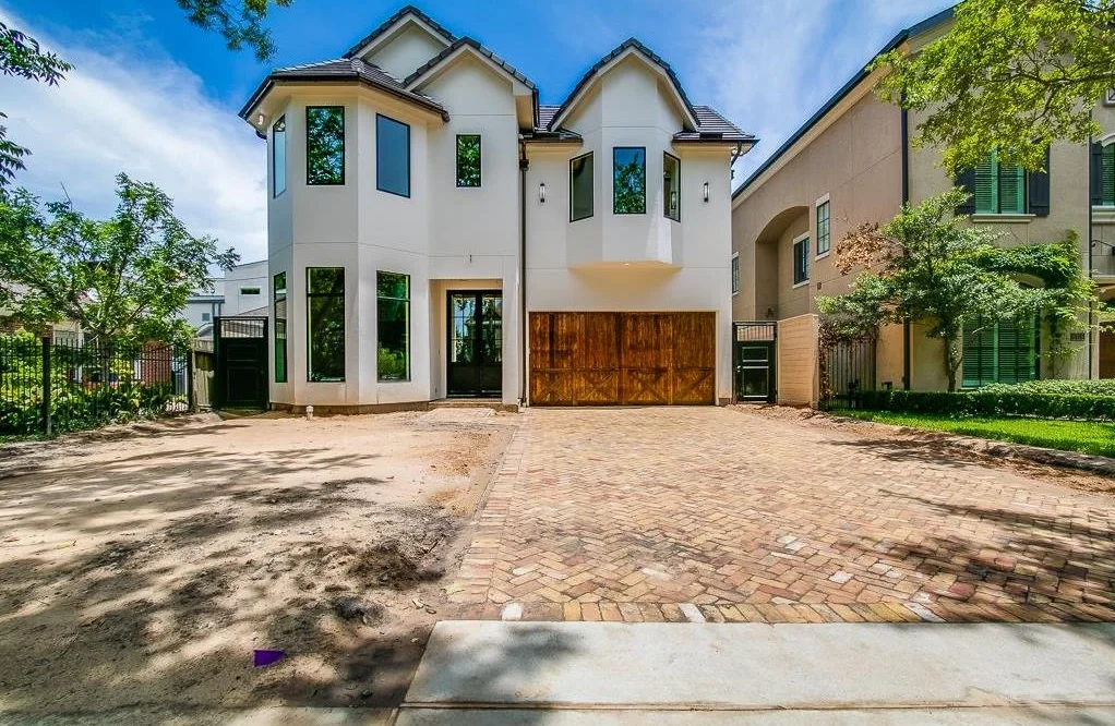 6311 Westchester Avenue