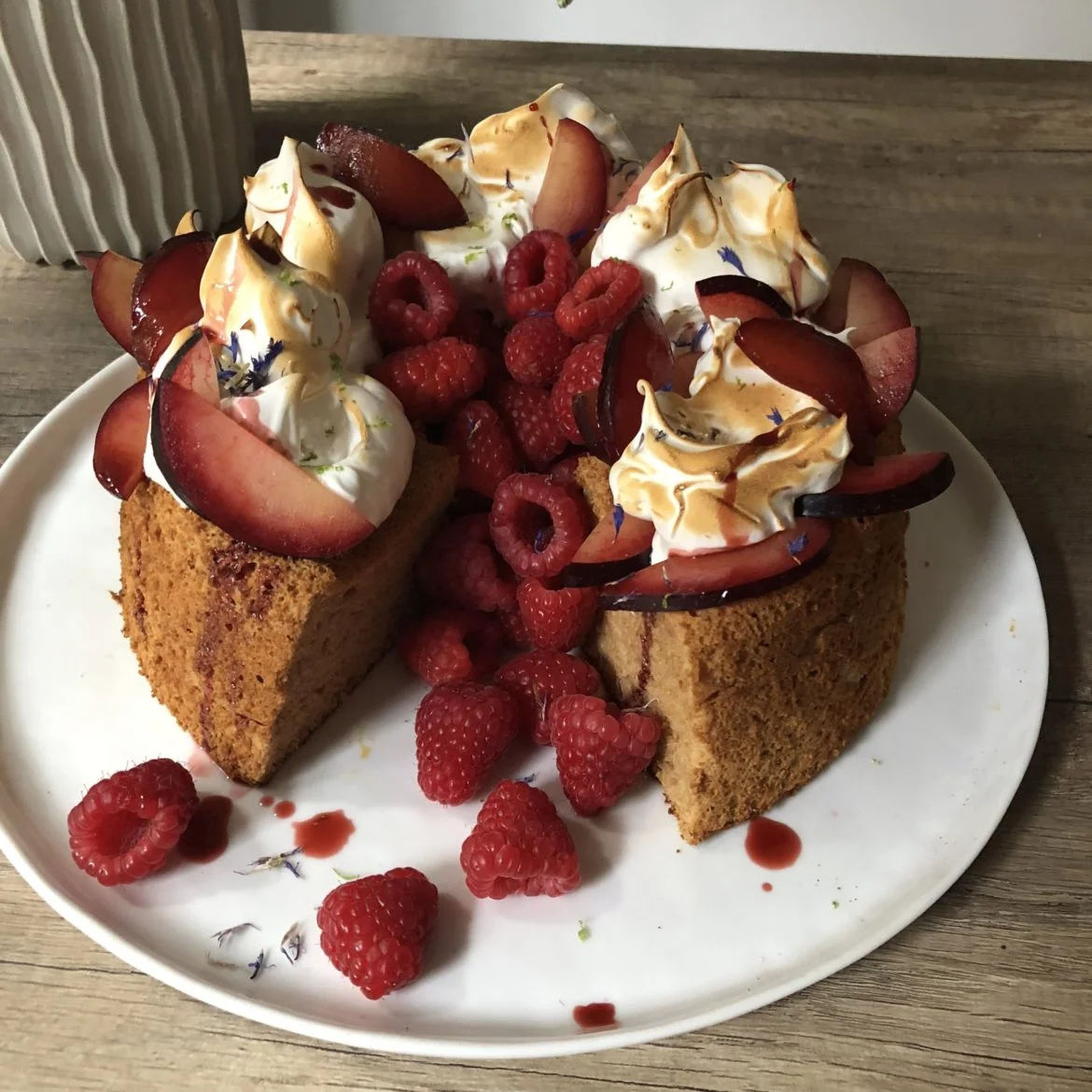 EFFORTLESS-CAKE-DECORATING-1170x1170.jpg