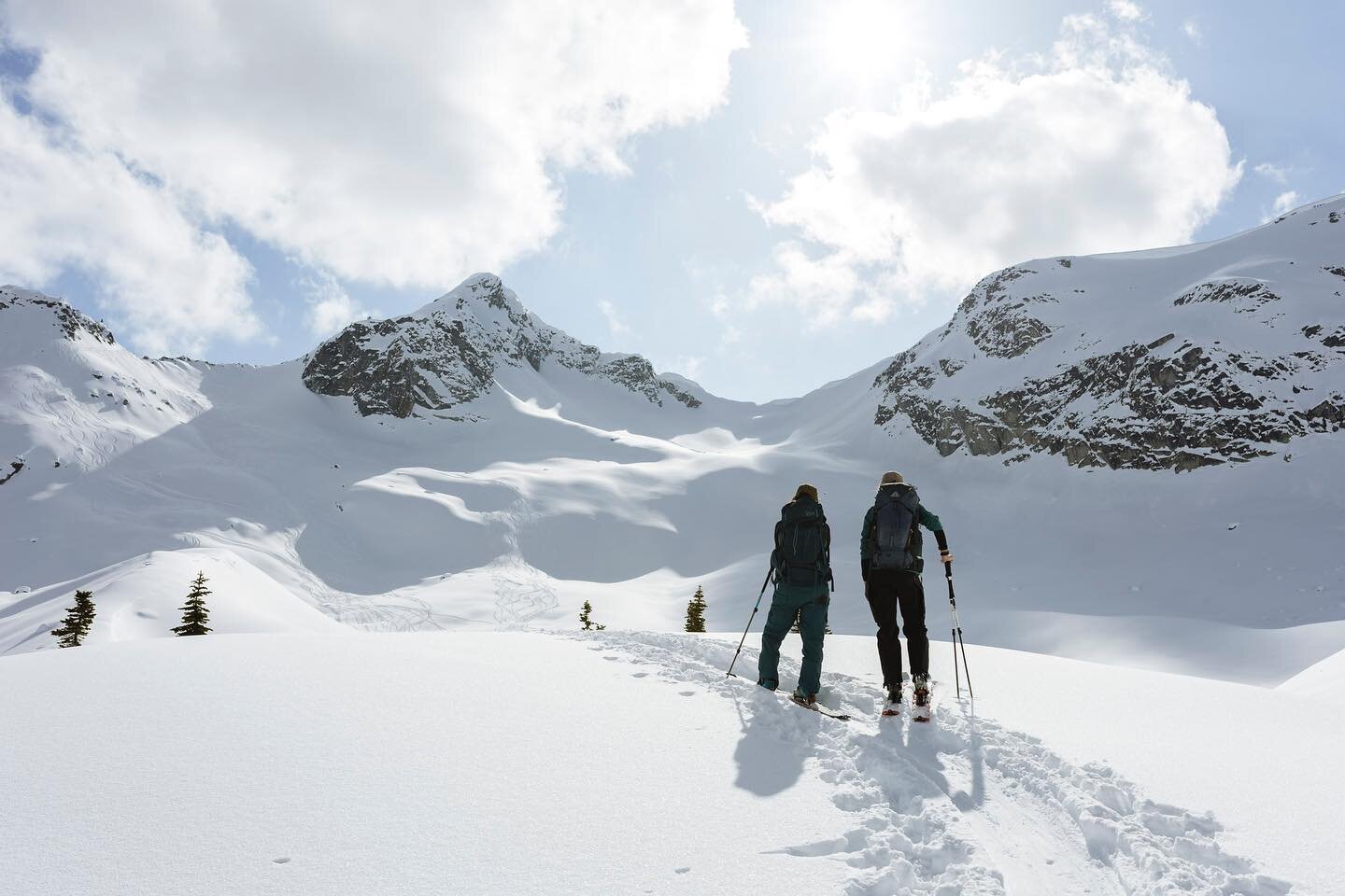 It&rsquo;s one thing to lug a heavy camera up a mountain in the summer, I&rsquo;ve managed to make that work. It&rsquo;s a whole other ballgame lugging that same gear up a mountain in the winter on skis! This past weekend I had the absolute pleasure 