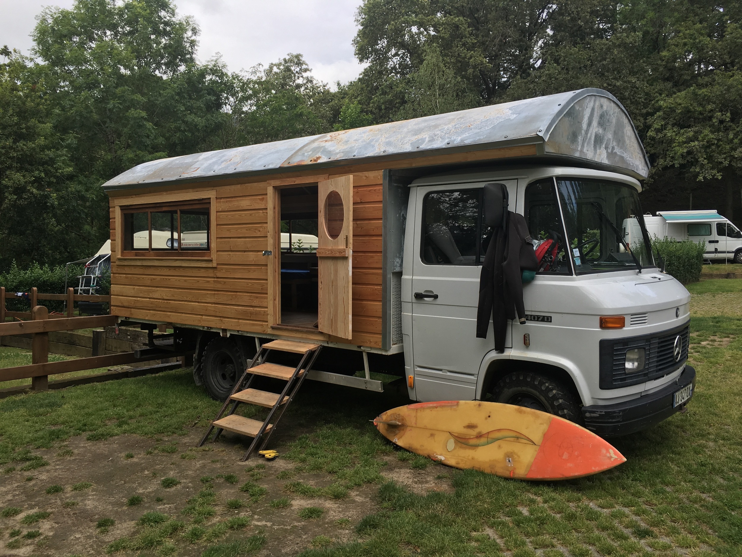 Самодельный автодом. Автодом Мерседес 407. Автодом трак. Автодом фургон. Автодом tiny House.