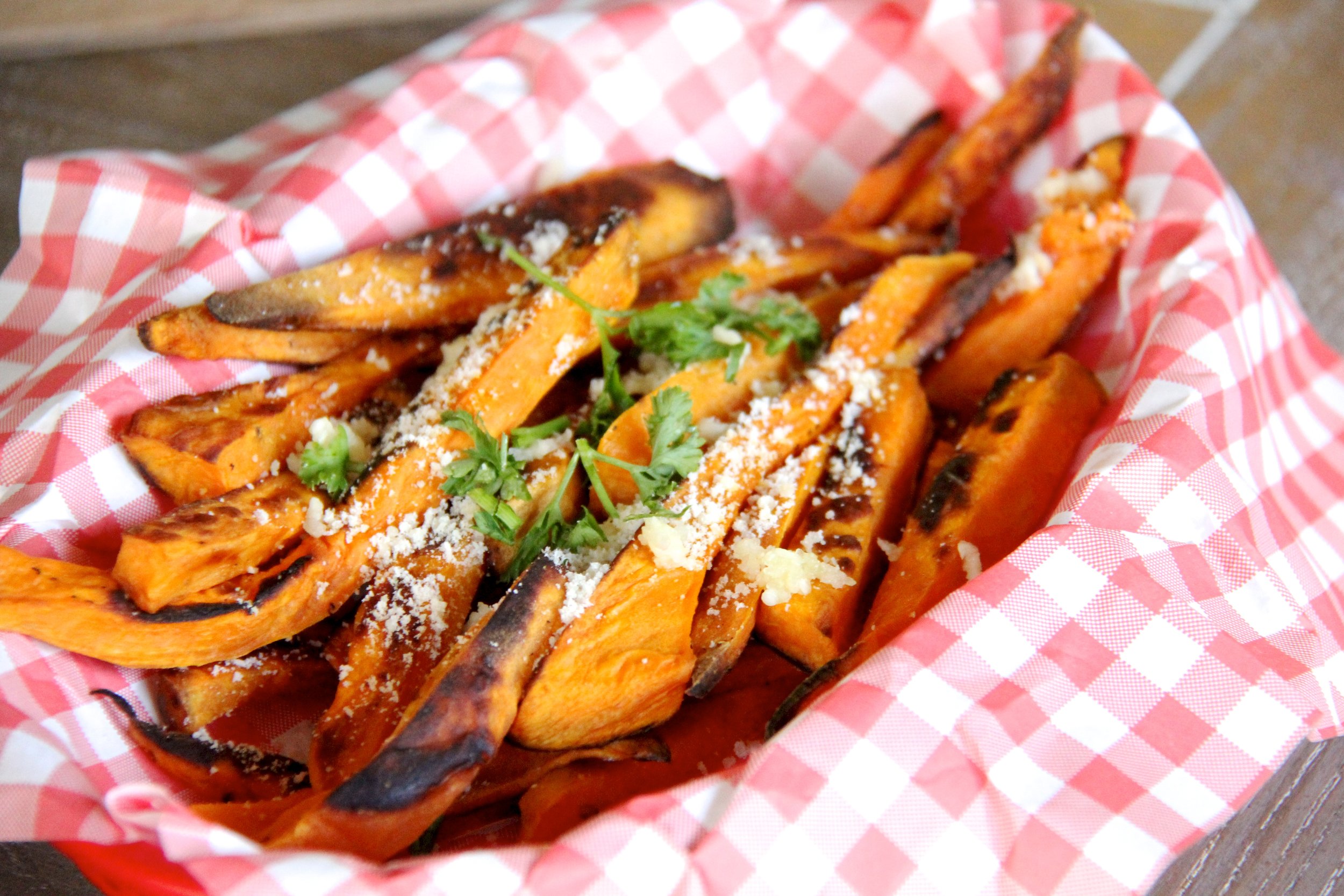 Garlic Sweet Potato Fries