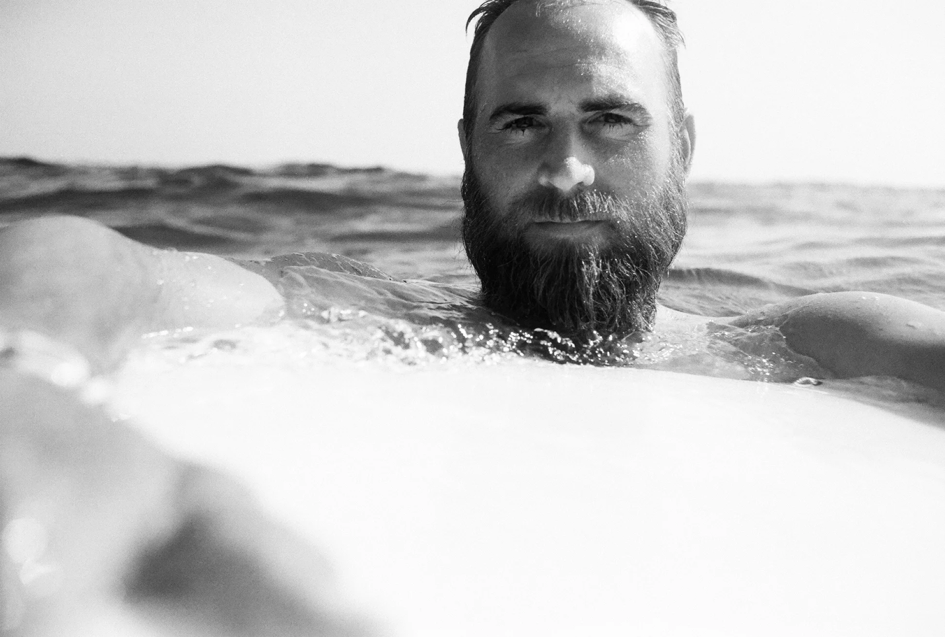 000062160037-bw.jpg