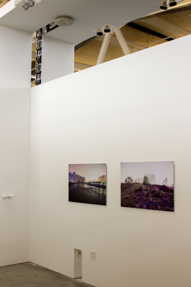  Installation view 