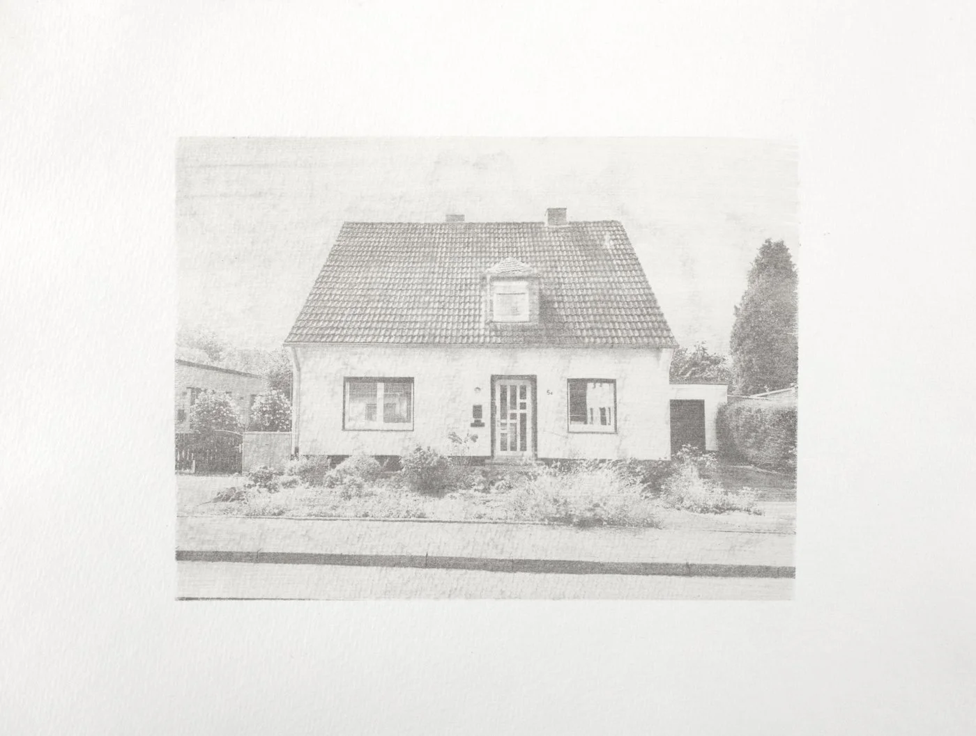 Residential Neighborhoods, 2025, gum bichromate hand print on paper, 21×25 cm