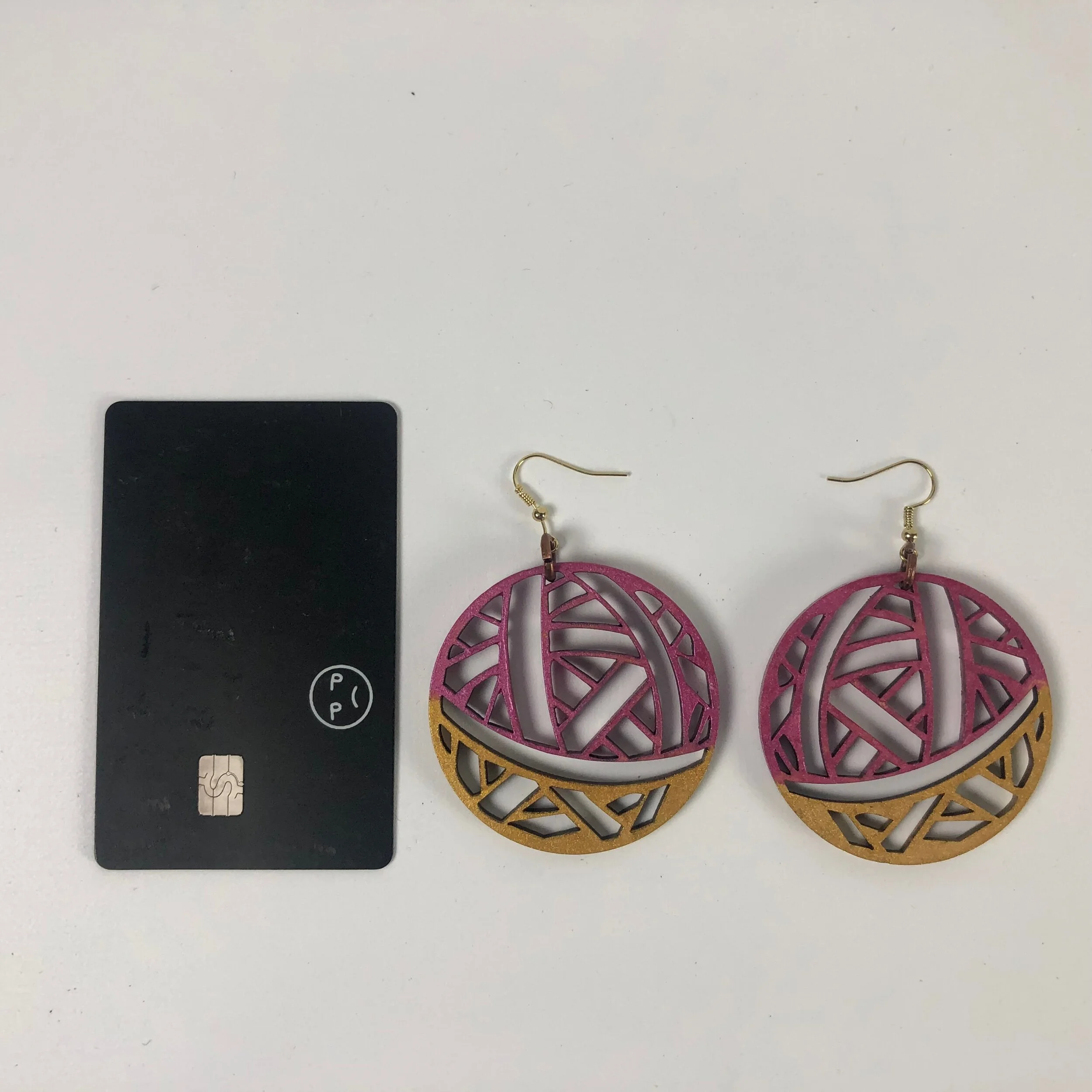 82BF3941-00EE-47AF-875B-4C0181583324