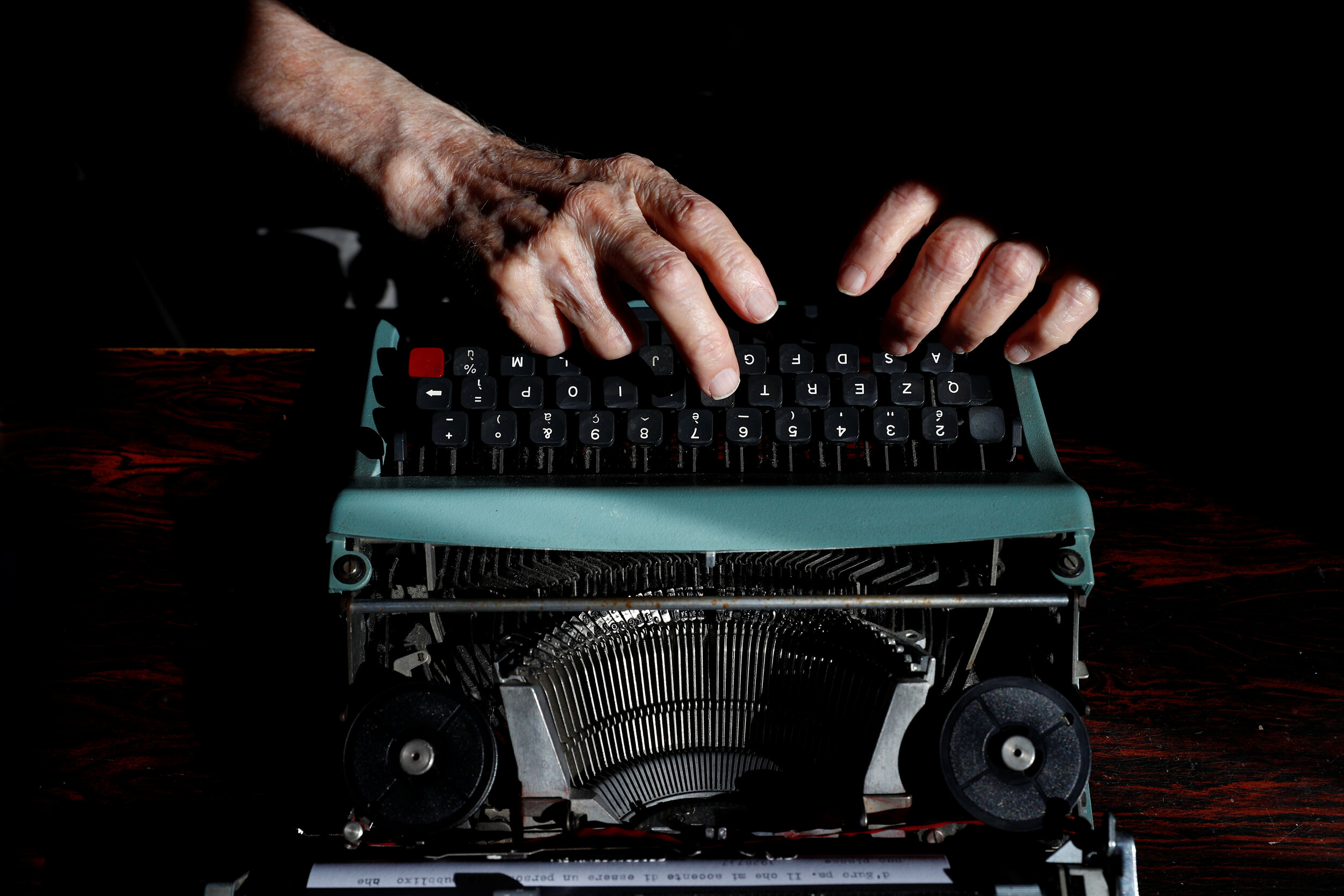  Giuseppe Paterno, 96, Italy's oldest student, uses his typewriter a day before he graduates from The University of Palermo with an undergraduate degree in history and philosophy, at his home in Palermo, Italy, July 28, 2020.  