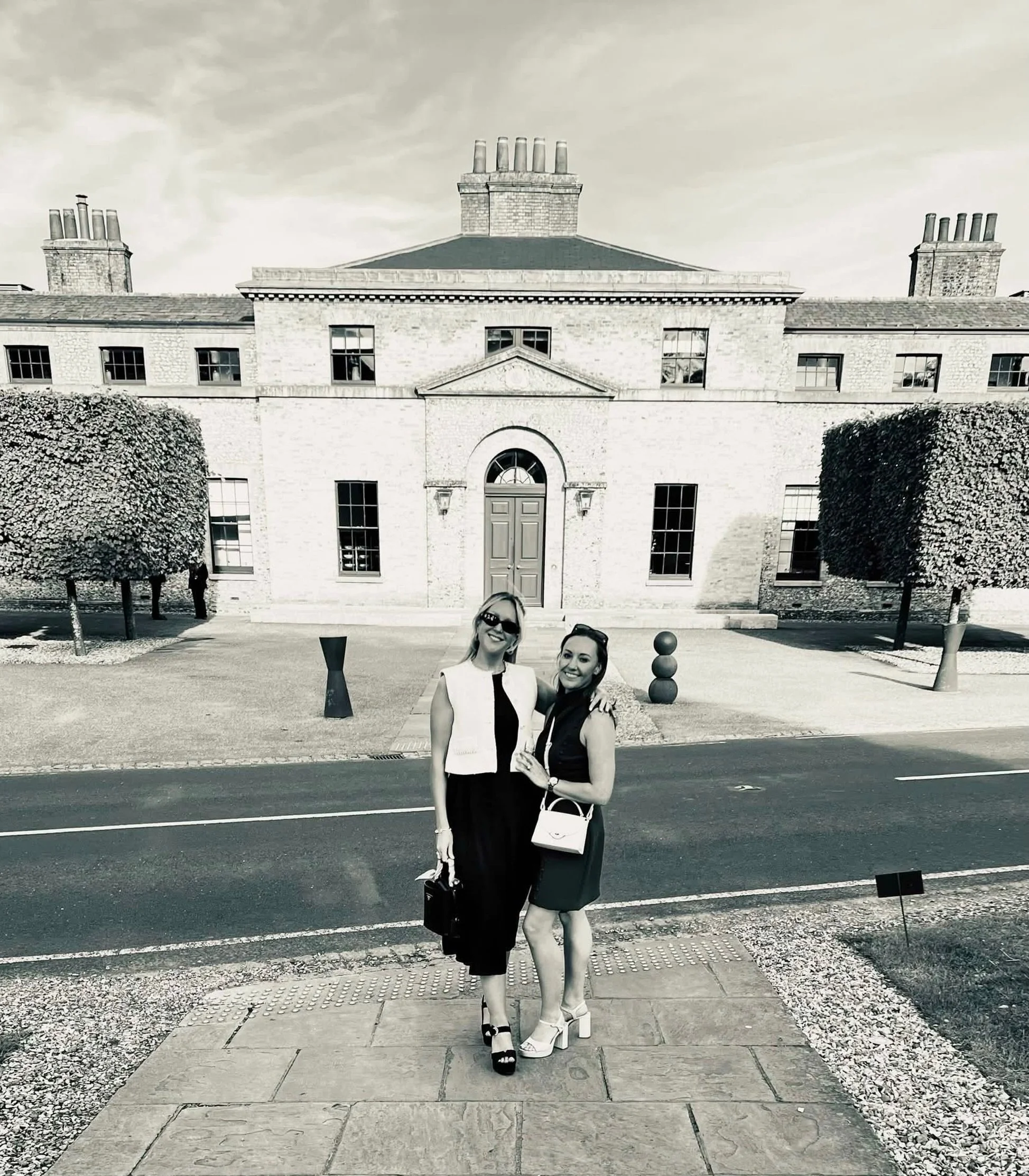 A wonderful evening at The Kennels, celebrating @carlastanleyme 🥂🎈