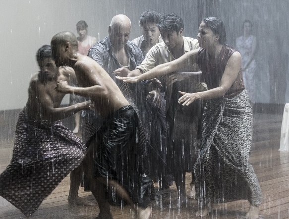 Photography: Jan Versweyveld / Dewi Reijs (right) in The Hidden Force 
