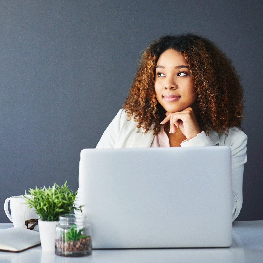 Last week, we revisited 3 ways we can increase our self-awareness so we can decrease our stress. 
.
This week, let's talk about the last 4 ways we can increase self-awareness including reading, practicing gratitude, examining reactions, and meditatio