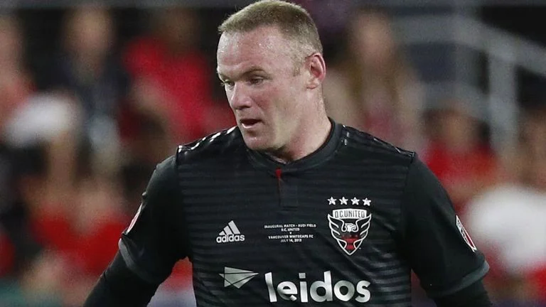 People are starting to think Rooney is good at soccer. It’s crazy.