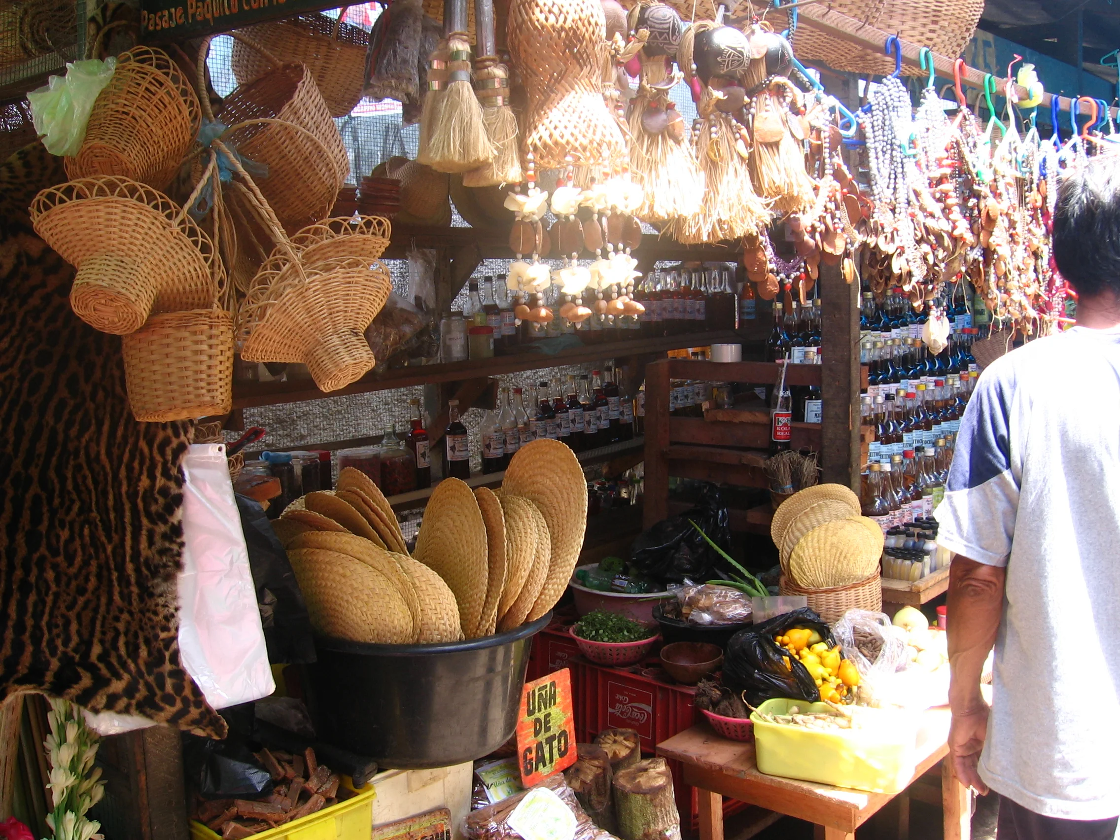 iquitos market basketware.JPG
