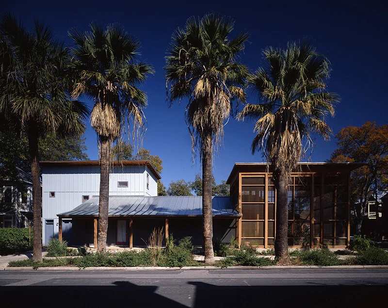 Exterior View, Madison Street Residence, San Antonio, Texas, 1995. Photo by Larry Pearlstone