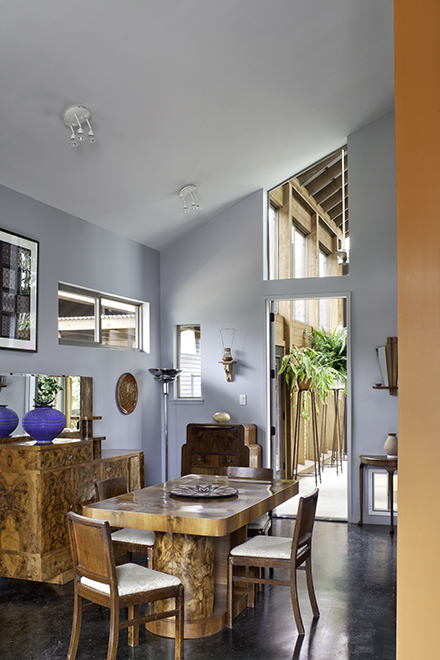 Dining room, Devine Street Residence, San Antonio, Texas, 2009. Photo by Chris Cooper Photography