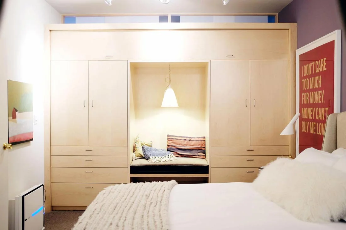 Cabinets with nook