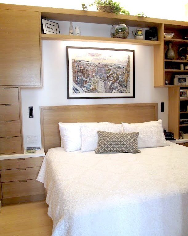 Maximizing the space around a bed  with custom built-ins.

#builtin #custom #cabinetry #woodwork